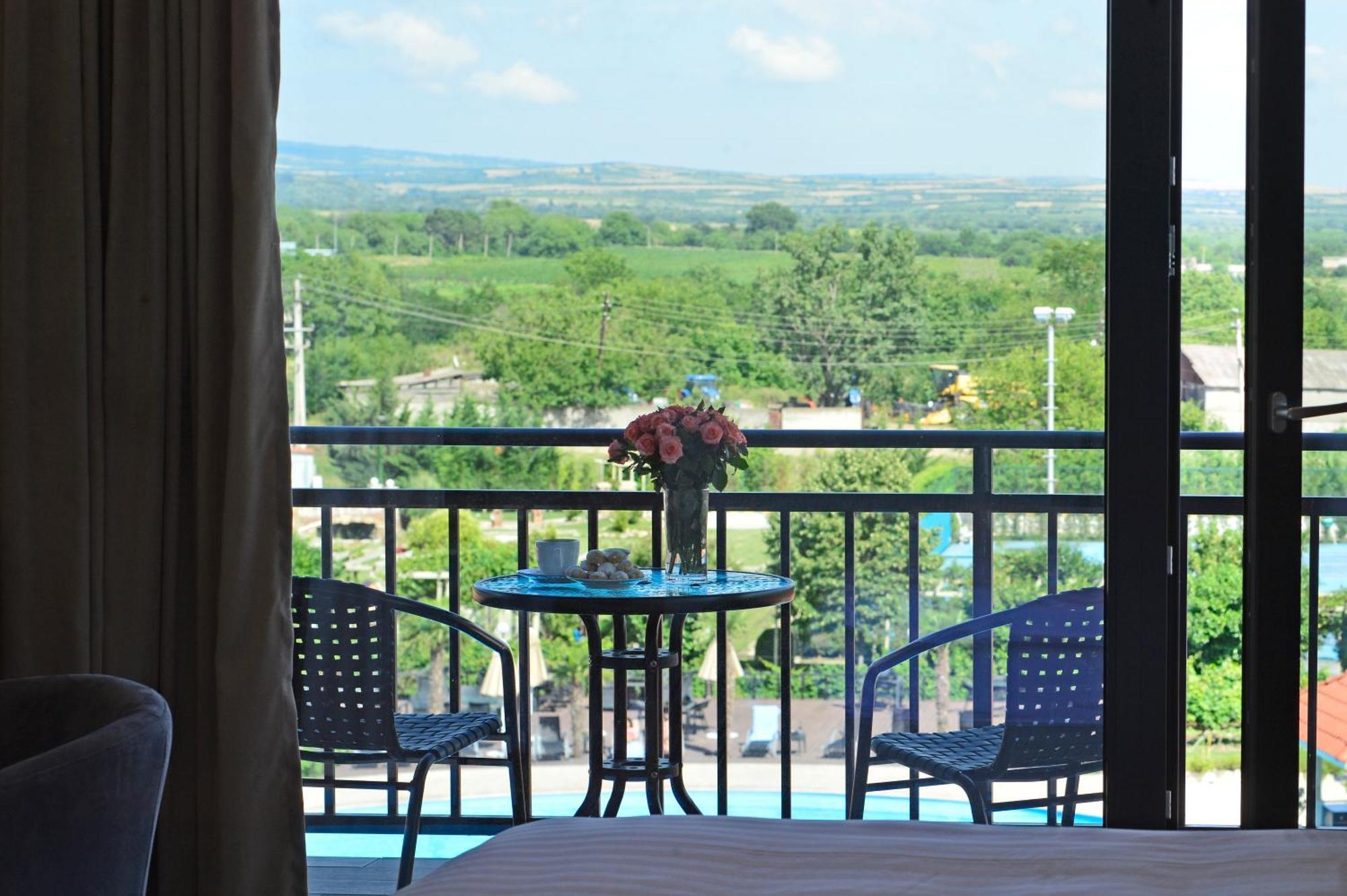 Ambassadori Kachreti Golf Resort Kachretʼi Dış mekan fotoğraf